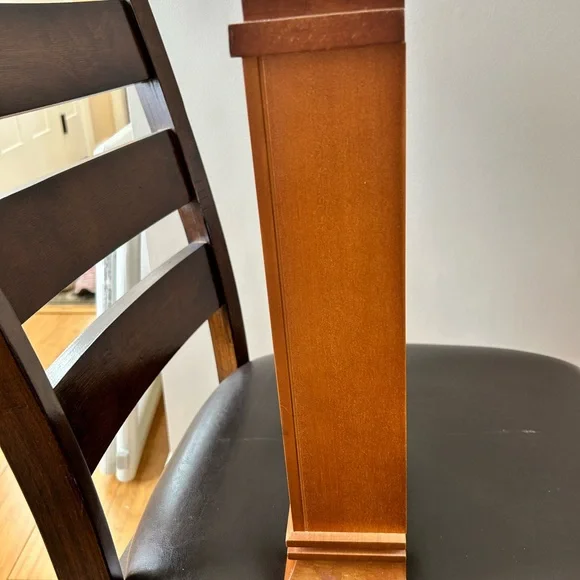 Frank Lloyd Wright Bulova Wooden Clock for mantel - Picture 10 of 12